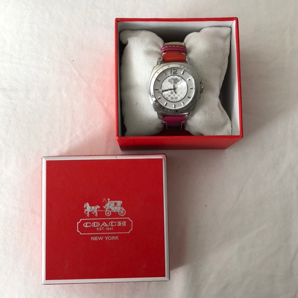 Coach Watch - Picture 2 of 4